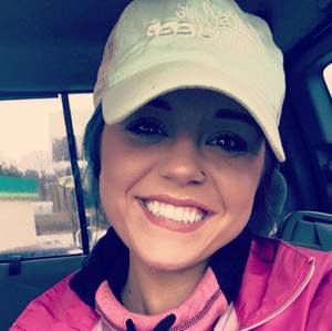 Meet your Posher, Holly